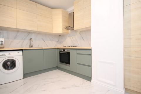 1 bedroom flat to rent, Durdans House, Farrier St, Camden, NW1