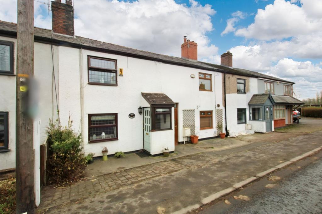 Warrington Road, Glazebury, WA3 2 bed cottage for sale £200,000