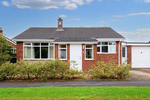 3 bedroom detached bungalow for sale - Chiltern Road, Culcheth, WA3