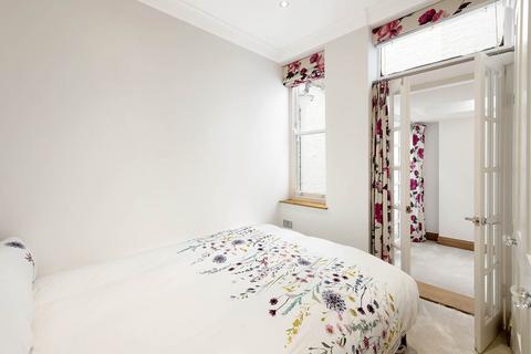 3 bedroom flat for sale, Palace Gardens Terrace, London