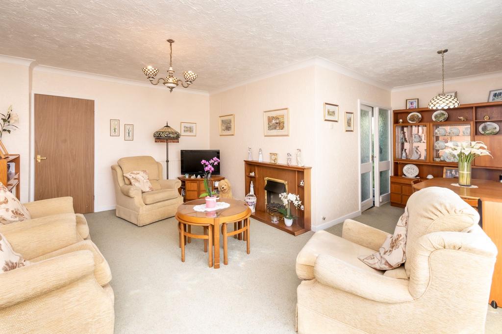 Falcondale Road, Winwick, WA2 2 bed detached bungalow for sale £295,000