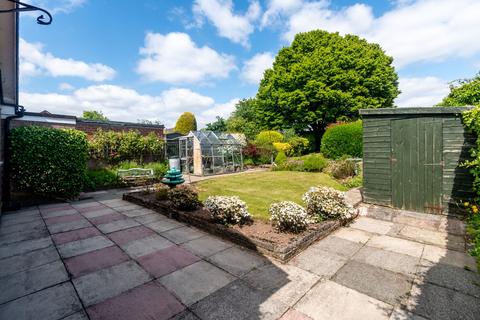 2 bedroom detached bungalow for sale, Falcondale Road, Winwick, WA2