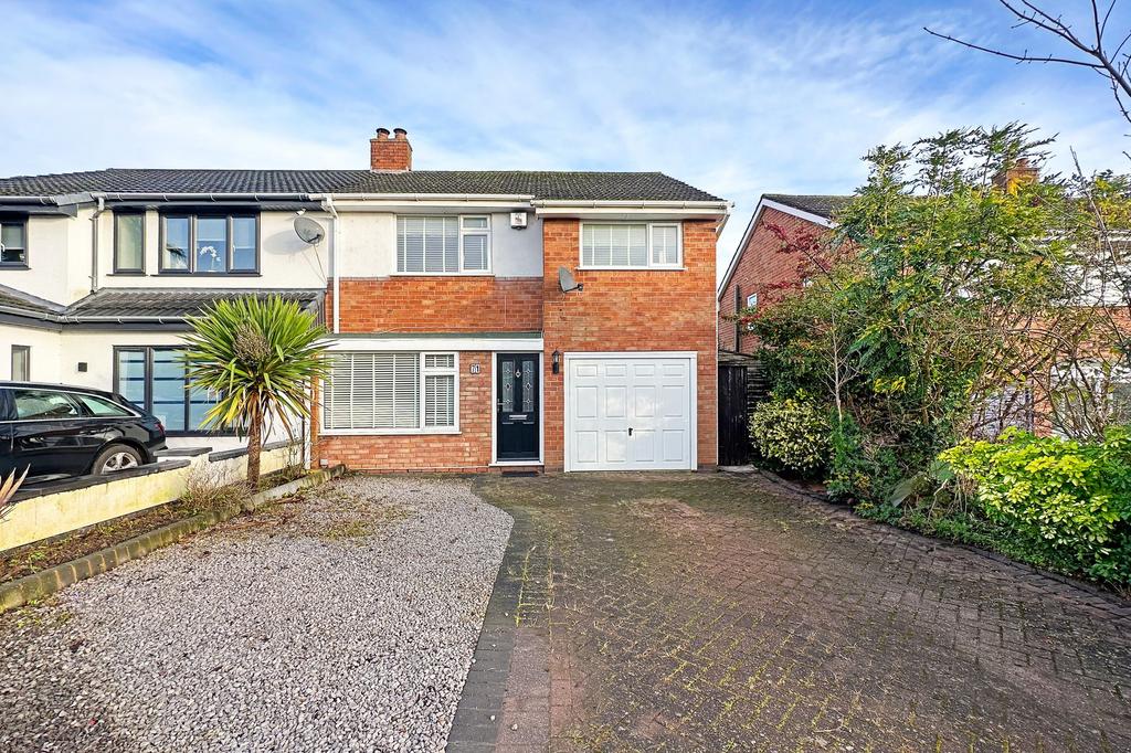 Arden Vale Road, Knowle, B93 3 bed semidetached house £450,000