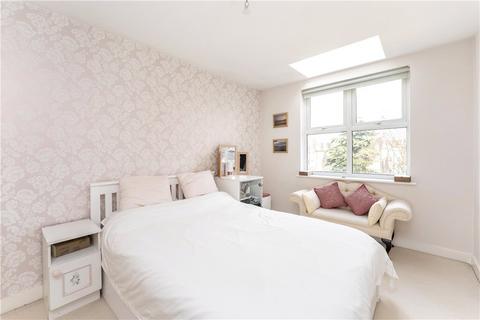 8b - 8d Kenilworth Road, London, W5 3UH