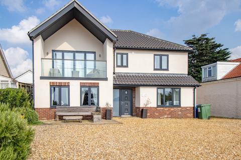 5 bedroom detached house for sale, Hunstanton Road, Heacham