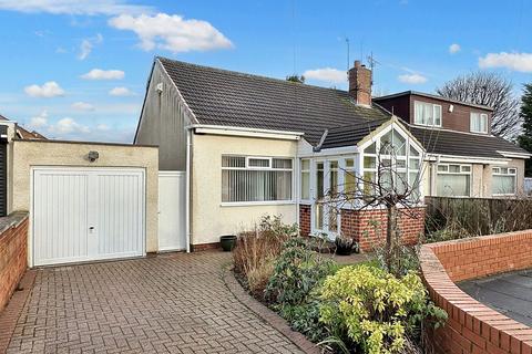 2 bedroom bungalow for sale, Ravensbourne Avenue, East Boldon, Tyne and Wear, NE36 0EG