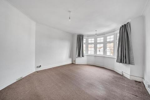 4 bedroom semi-detached house to rent, Edgware,  Harrow,  HA8