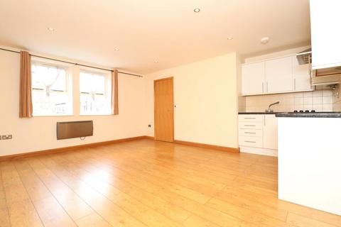 1 bedroom maisonette for sale, Arthur Street, Farsley, West Yorkshire, LS28