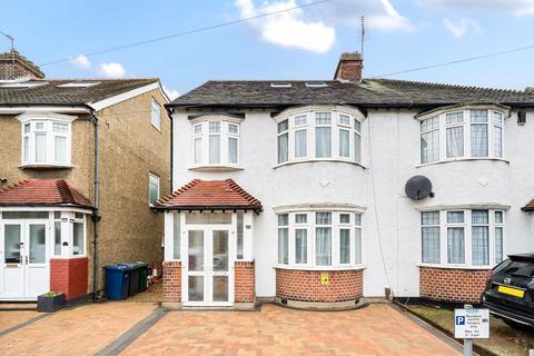 24 Vines Avenue, London, N3 2QD
