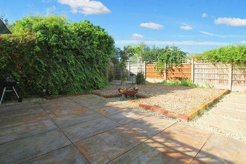 2 Canada Close, Fearnhead, Warrington, WA2 0DG