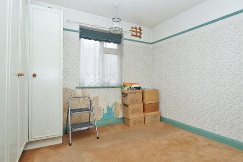 117 Carter Drive, Romford, RM5 2UU