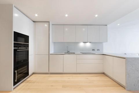 1 bedroom apartment to rent, Hampton Tower, South Quay Plaza, Canary Wharf, London, E14