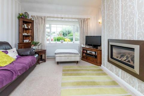 61 Barnes Avenue, Fearnhead, Warrington, WA2 0BL