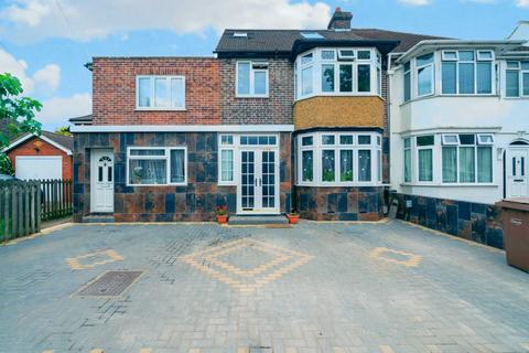 6 bedroom semi-detached house for sale - Oakley Road, Luton LU4