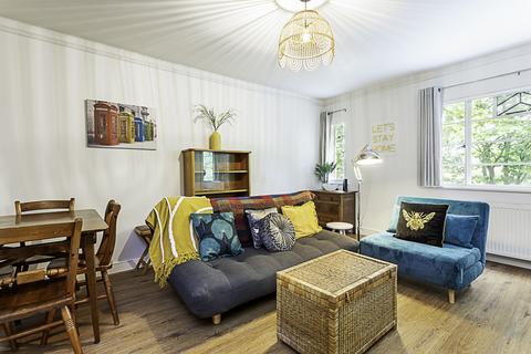 1 bedroom flat to rent - Broadlands, North Hill, London N6