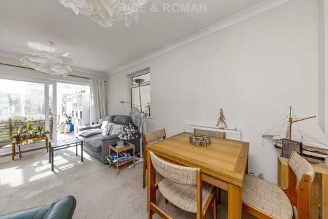 23 Hilldale Road, Cheam, Sutton, SM1 2JA