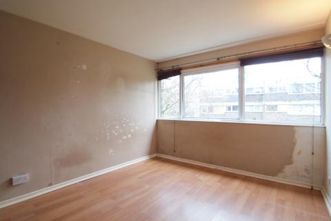 11, Chichester Court Chessington Road, Ewell, Epsom, KT17 1TP