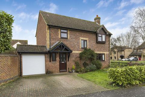 5 Old School Close, Caversfield, Bicester, OX27 8TW