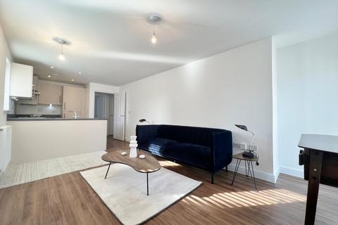 124 Chadwick Road, Slough, SL3 7FW