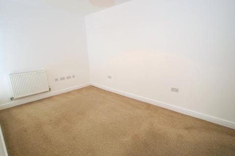 124 Chadwick Road, Slough, SL3 7FW