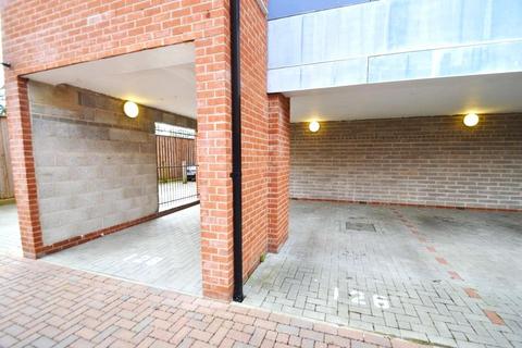 124 Chadwick Road, Slough, SL3 7FW