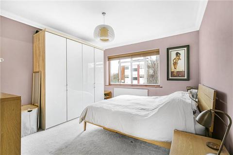 146 Craneford Way, Twickenham, TW2 7SQ