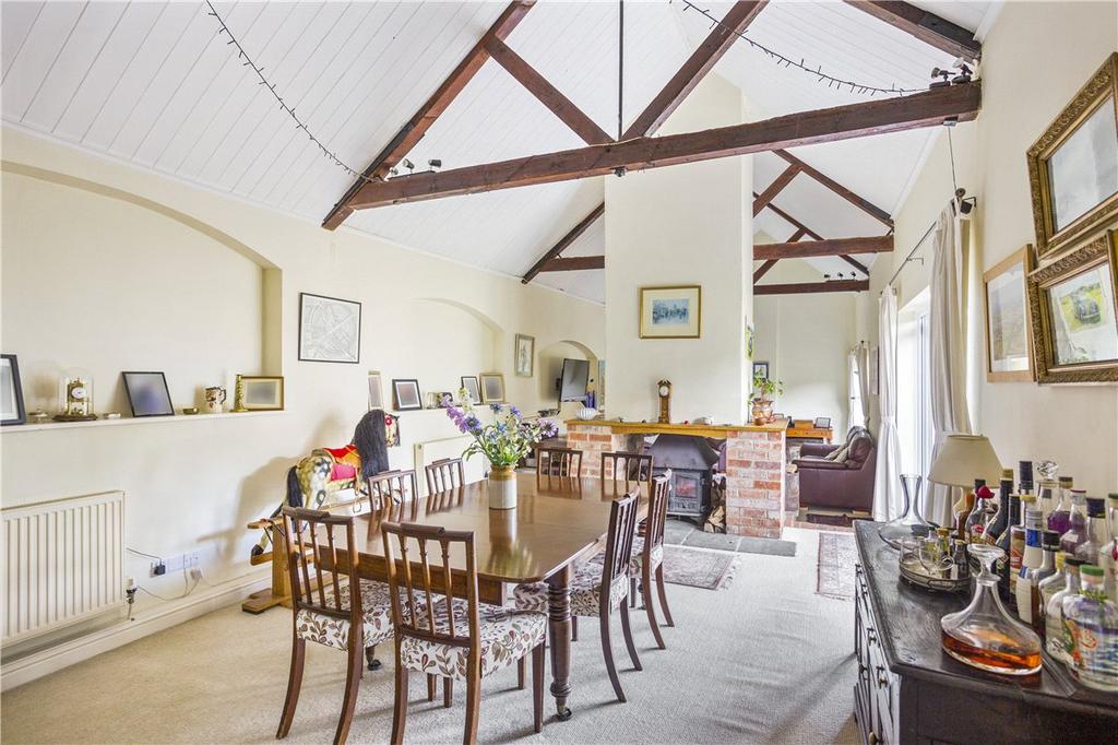 Bath Road, Fyfield, Marlborough, Wiltshire, SN8 5 bed detached house for sale £825,000