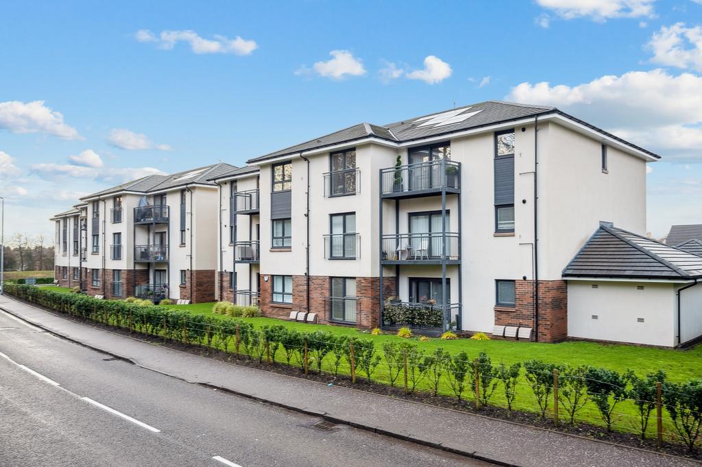 Lanfine Drive, Flat 1/1, Kirkintilloch, East Dunbartonshire, G66 1AU 2 bed apartment for sale