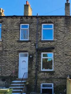 2 bedroom terraced house to rent, Batley Road, Heckmondwike, WF16