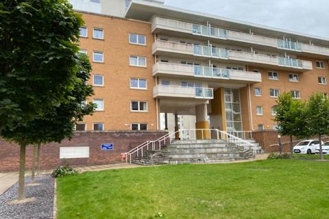 Studio to rent, Hanson Court, Century Wharf, Cardiff Bay