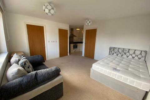 Studio to rent, Hanson Court, Century Wharf, Cardiff Bay