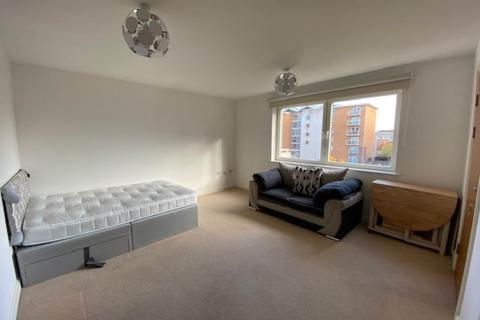 Studio to rent, Hanson Court, Century Wharf, Cardiff Bay