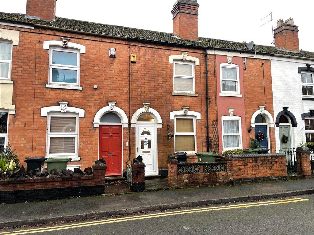 Hamilton Road, Worcester, Worcestershire 2 bed terraced house for sale