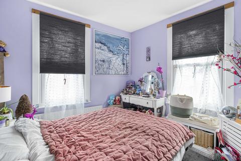 2 bedroom terraced house for sale, North Street, Bicester, OX26