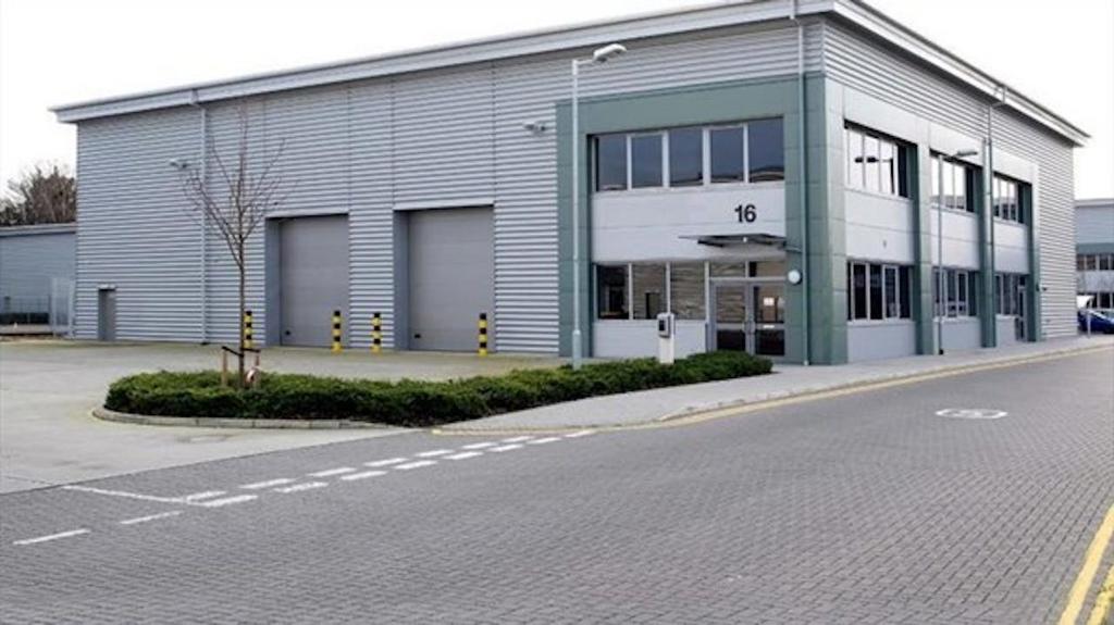 Unit 16 Uxbridge Trade Park, Cowley Mill Road, Uxbridge, UB8 2DB