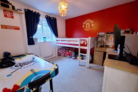 20 Walter Mills Way, Oldham, OL4 3FU