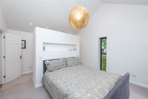 43 Harestock Road, Winchester, SO22 6NT