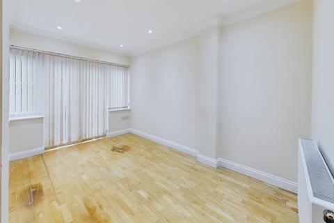 Lilac Cottage Bosserts Way, Highfields Caldecote, Cambridge, CB23 7PA