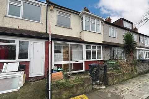 1 Robinhood Close, Mitcham, CR4 1JN