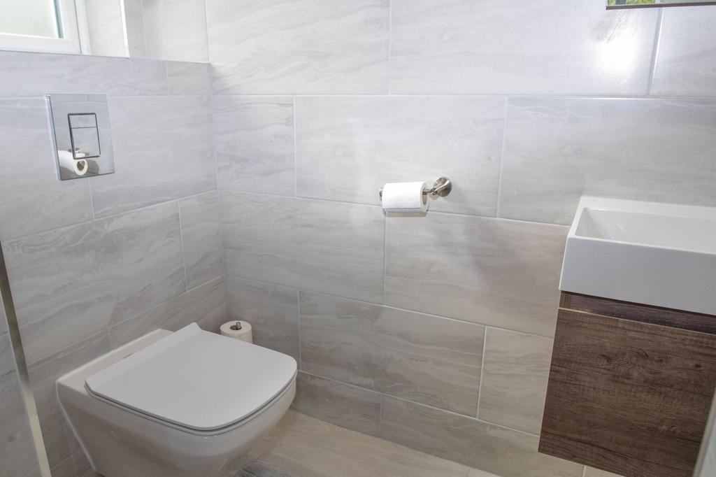 En-suite 2