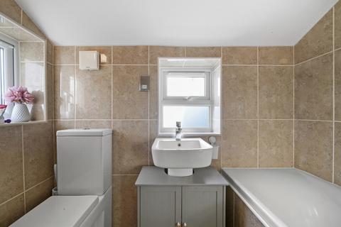 12 Albert Road, Epsom, KT17 4EH
