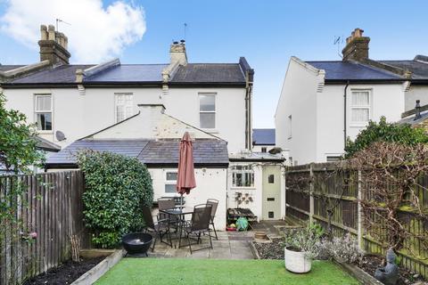 12 Albert Road, Epsom, KT17 4EH
