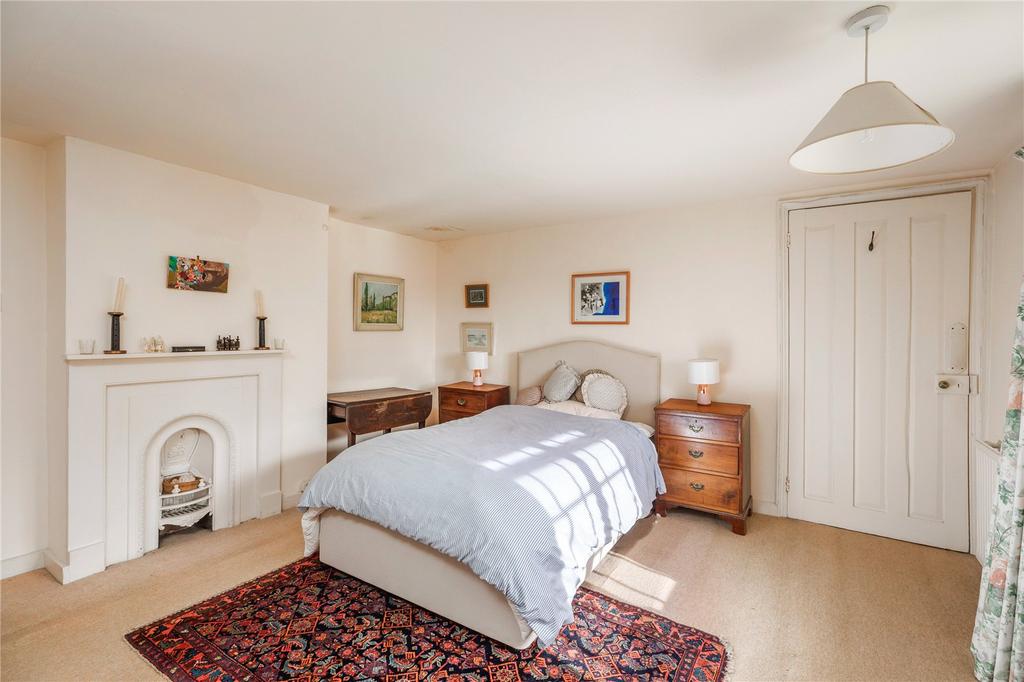 Main Bedroom