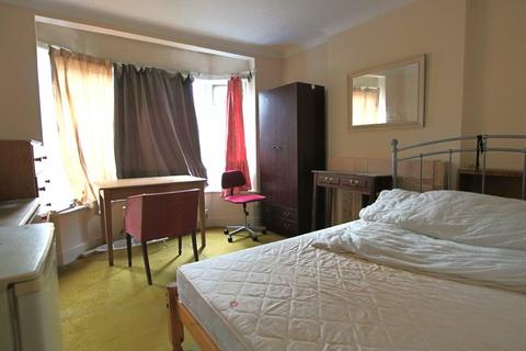 27 Omdurman Road, Southampton, SO17 1PD