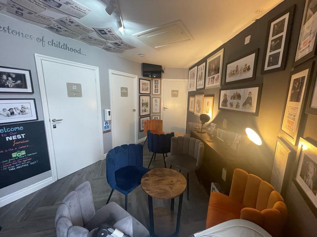 PHOTO STUDIO 1.jpg