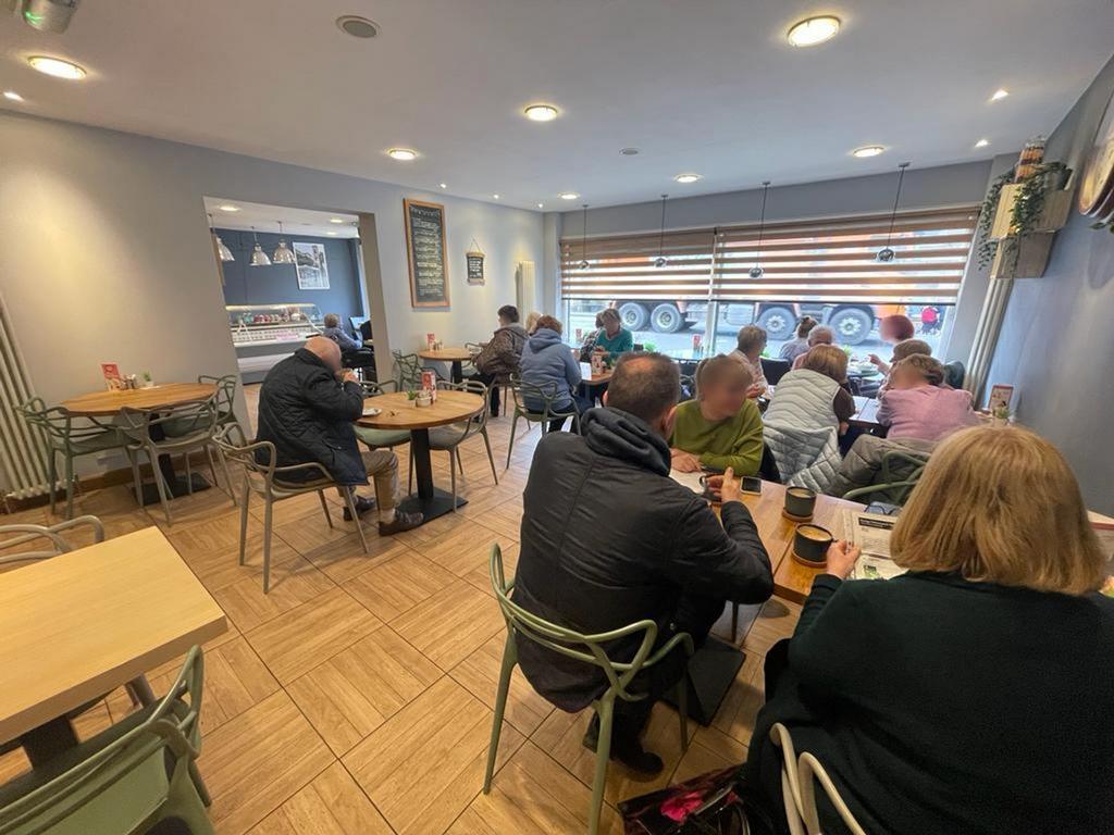 CAFE 3.jpg