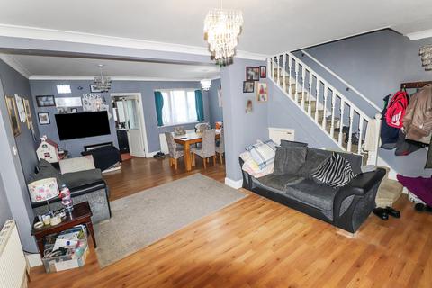 3 bedroom terraced house for sale, Upper Abbey Road, Belvedere, Kent, DA17