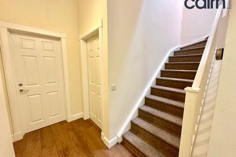 4 bedroom flat to rent, Murieston Crescent, Dalry, Edinburgh, EH11