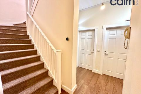 4 bedroom flat to rent, Murieston Crescent, Dalry, Edinburgh, EH11
