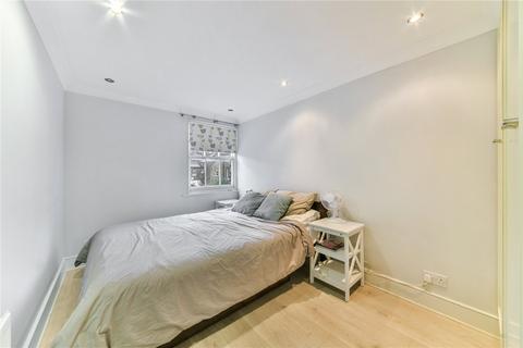 2 bedroom end of terrace house to rent, Sabine Road, London, SW11